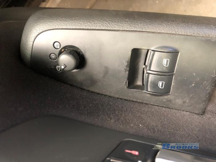 Audi A4 Avant 2.0 TDI 16V Sloopvoertuig (2006, Zwart)