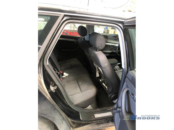 Audi A4 Avant 2.0 TDI 16V Sloopvoertuig (2006, Zwart)