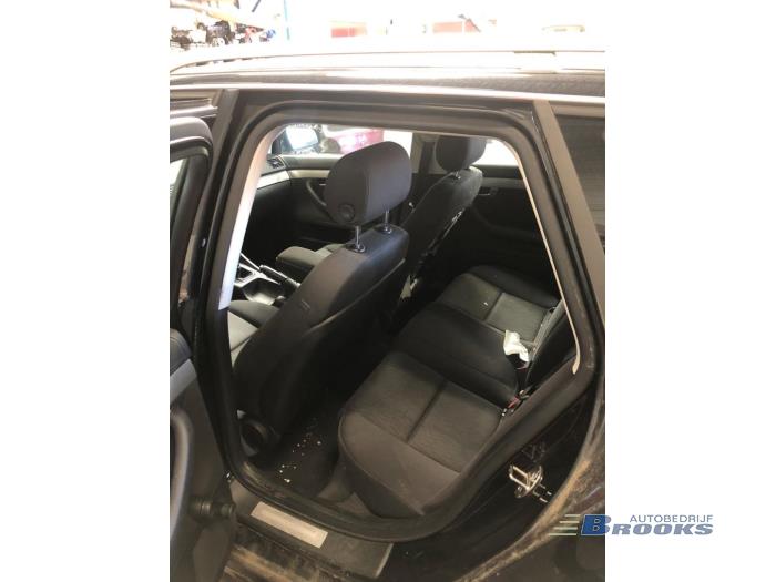 Audi A4 Avant 2.0 TDI 16V Sloopvoertuig (2006, Zwart)