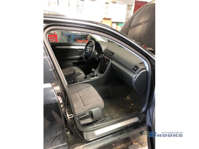 Audi A4 Avant 2.0 TDI 16V Sloopvoertuig (2006, Zwart)