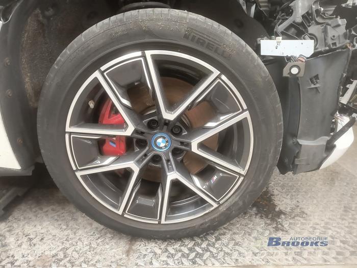 BMW i4 eDrive40 84 kWh Sloopvoertuig (2022, Wit)