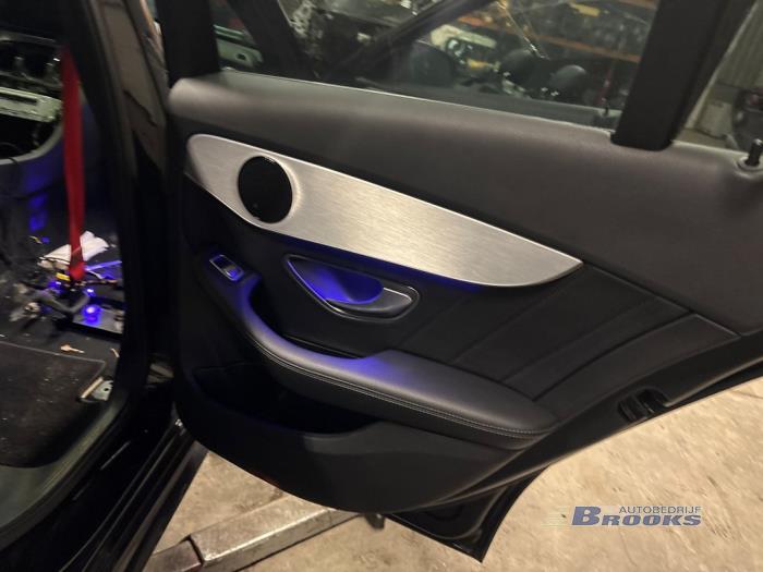 Mercedes C C-180 1.6 16V Sloopvoertuig (2017, Zwart)