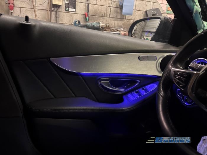 Mercedes C C-180 1.6 16V Sloopvoertuig (2017, Zwart)