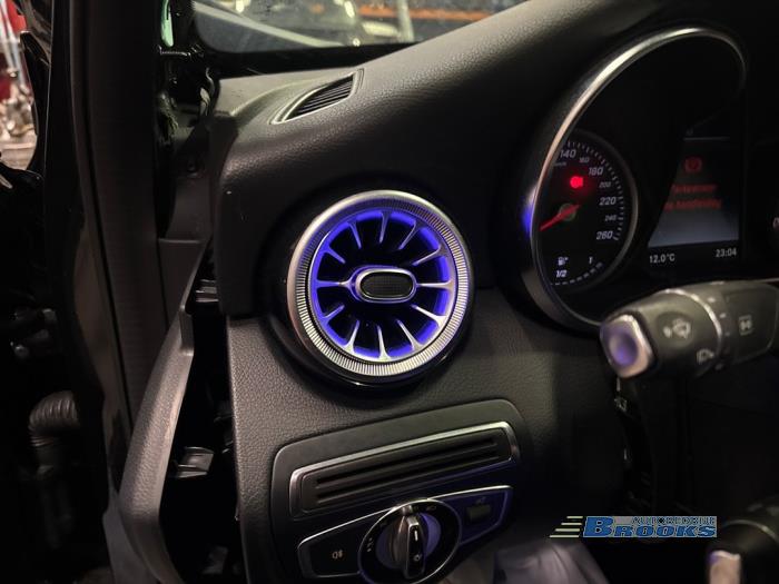 Mercedes C C-180 1.6 16V Sloopvoertuig (2017, Zwart)