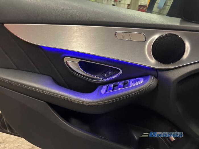 Mercedes C C-180 1.6 16V Sloopvoertuig (2017, Zwart)