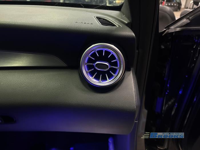 Mercedes C C-180 1.6 16V Sloopvoertuig (2017, Zwart)