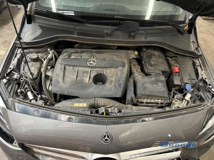 Mercedes B 1.5 B-180 CDI,d 16V Sloopvoertuig (2017, Grijs)