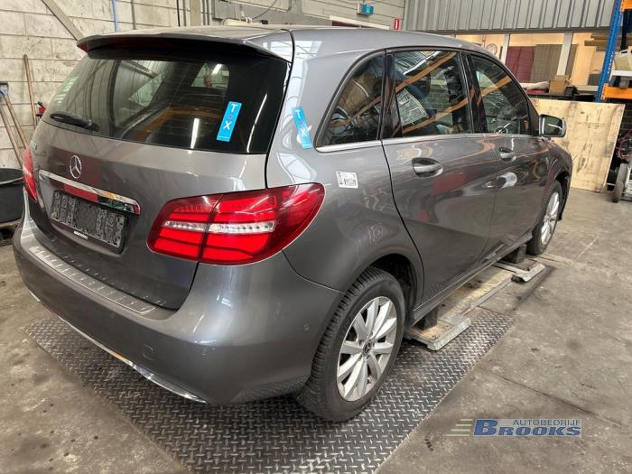 Mercedes B 1.5 B-180 CDI,d 16V Sloopvoertuig (2017, Grijs)