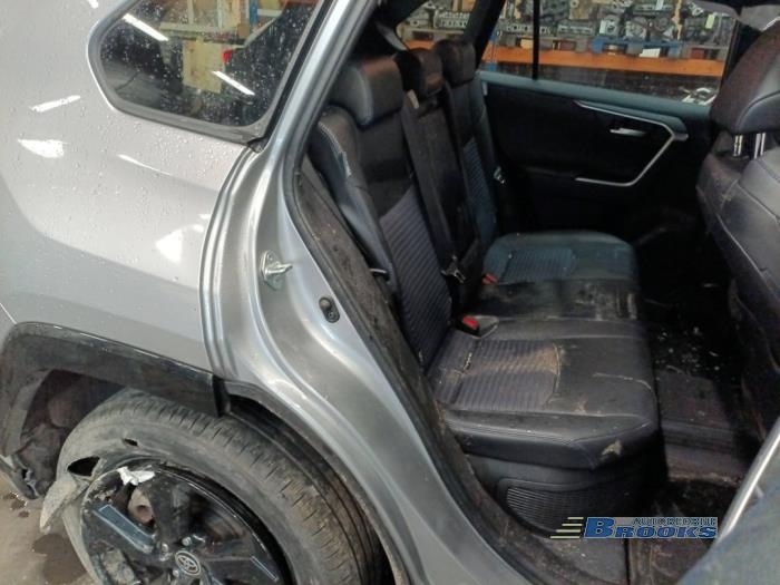 Toyota RAV4 2.5 Hybrid 16V AWD Sloopvoertuig (2020, Grijs)