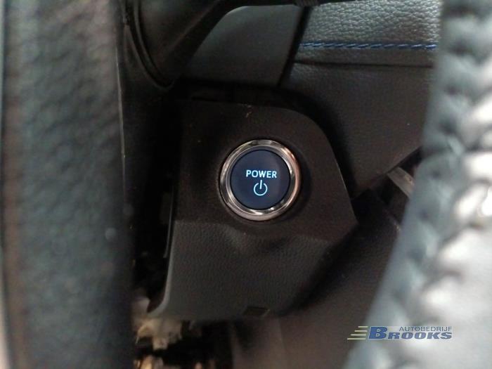 Toyota RAV4 2.5 Hybrid 16V AWD Sloopvoertuig (2020, Grijs)