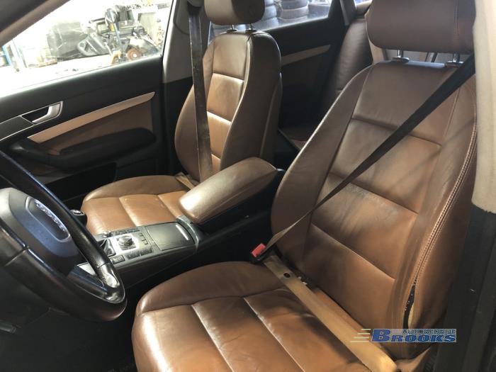 Audi A6 2.4 V6 24V Sloopvoertuig (2004, Blauw)