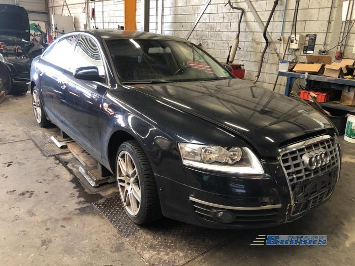 Audi A6 2.4 V6 24V Sloopvoertuig (2004, Blauw)