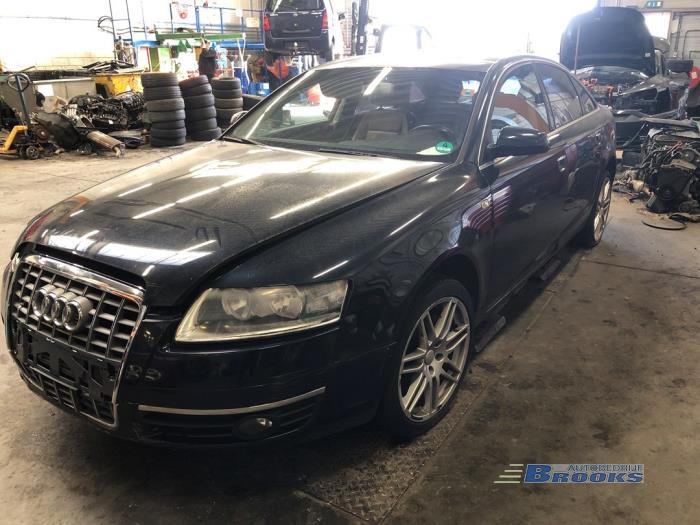 Audi A6 2.4 V6 24V Sloopvoertuig (2004, Blauw)