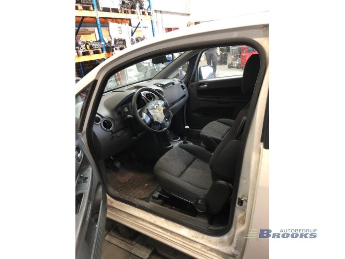 Mitsubishi Colt 1.1 12V Sloopvoertuig (2012, Wit)