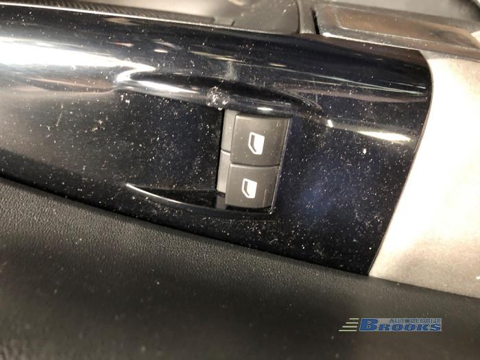 Citroen C4 Cactus 1.2 PureTech 130 12V Sloopvoertuig (2018, Metallic, Blauw)