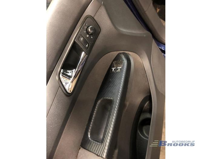 Volkswagen Touran 1.6 FSI 16V Sloopvoertuig (2007, Blauw)