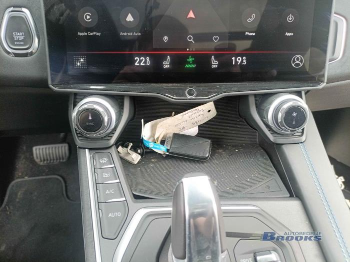 Lynk & Co 01 1.5 PHEV Sloopvoertuig (2021, Blauw)