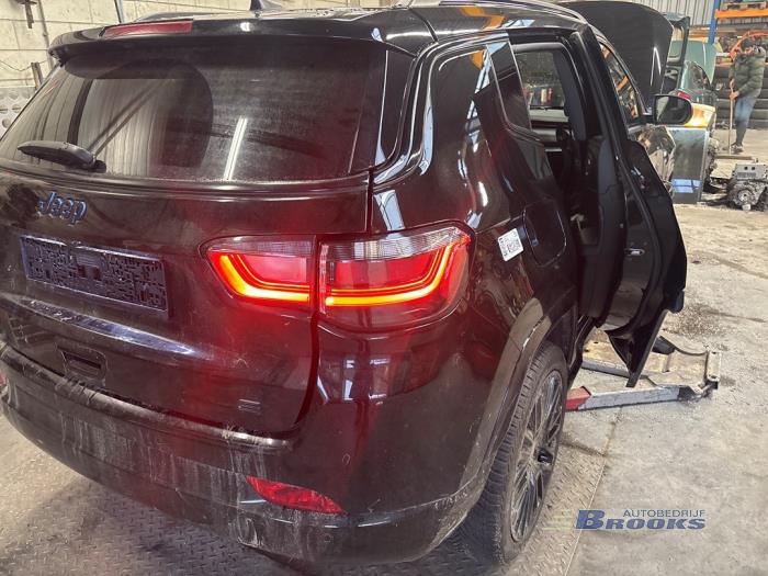 Jeep Compass II 1.3 4XE 240 16V 4x4 Sloopvoertuig (2022, Zwart)