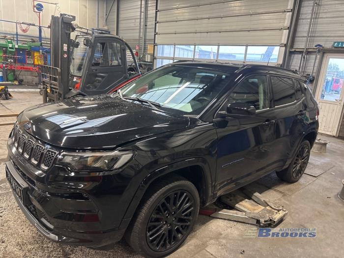 Jeep Compass II 1.3 4XE 240 16V 4x4 Sloopvoertuig (2022, Zwart)