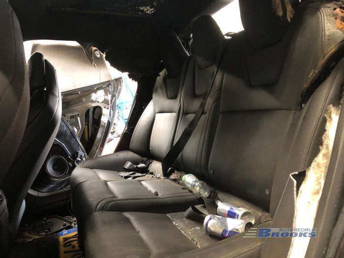 Tesla Model S 100D Sloopvoertuig (2018, Zwart)