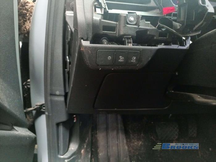 Audi Q4 Sportback 40 e-tron Sloopvoertuig (2022, Grijs)