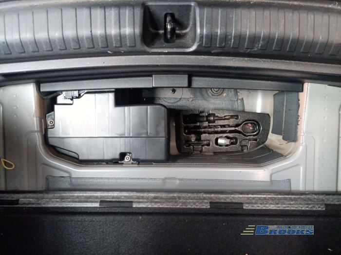 Audi Q4 Sportback 40 e-tron Sloopvoertuig (2022, Grijs)