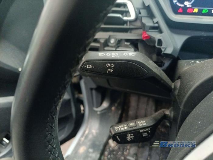 Audi Q4 Sportback 40 e-tron Sloopvoertuig (2022, Grijs)