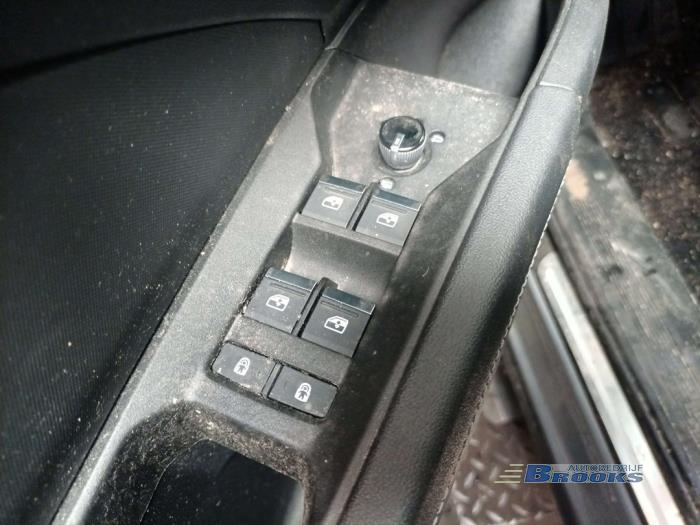 Audi Q4 Sportback 40 e-tron Sloopvoertuig (2022, Grijs)