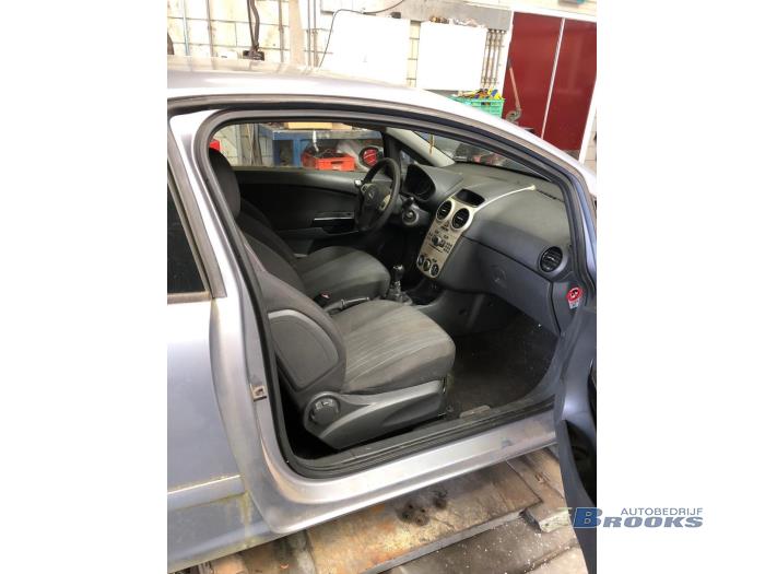 Opel Corsa D 1.3 CDTi 16V ecoFLEX Sloopvoertuig (2008, Grijs)
