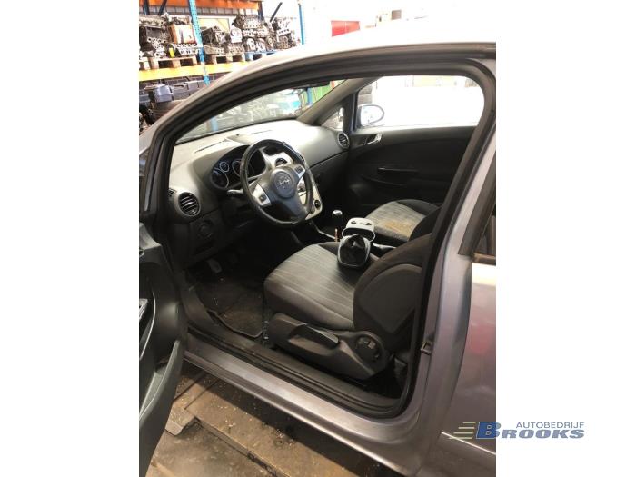 Opel Corsa D 1.4 16V Twinport Sloopvoertuig (2007, Grijs)