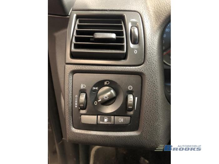 Volvo V50 1.6 D 16V Sloopvoertuig (2005, Zwart)