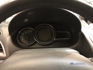 Renault Megane III Grandtour 1.2 16V TCE 130 Sloopvoertuig (2015, Titanium, Grijs)