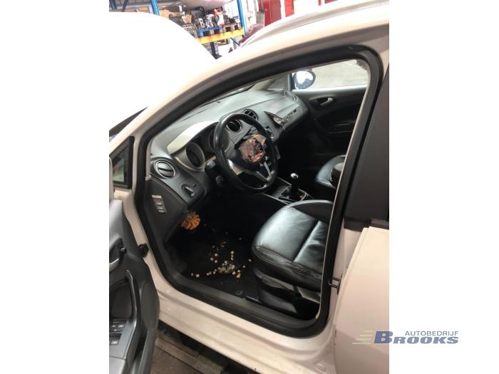 Seat Ibiza ST 1.2 TDI Ecomotive Sloopvoertuig (2011, Wit)