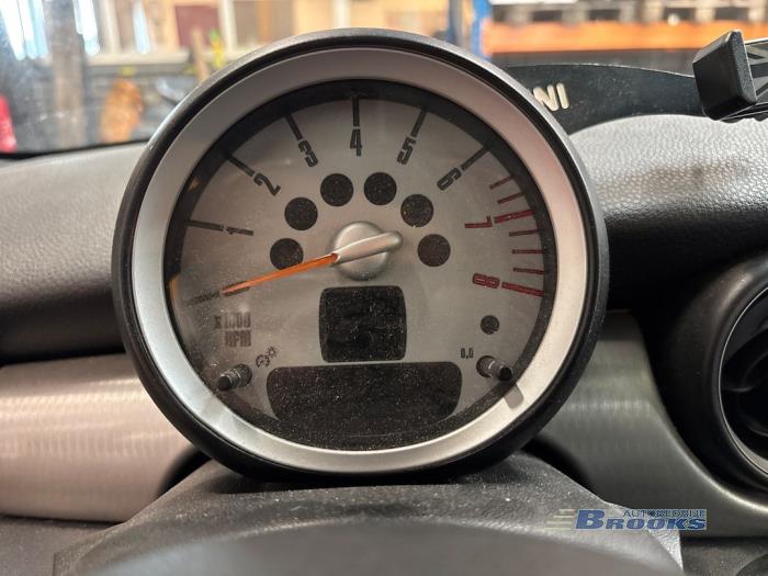 Mini Clubman 1.6 16V Cooper Sloopvoertuig (2008, Wit)