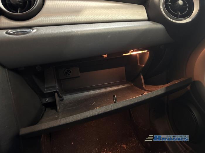 Mini Clubman 1.6 16V Cooper Sloopvoertuig (2008, Wit)