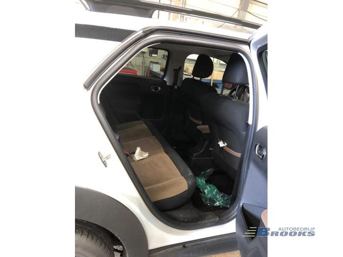 Citroen C4 Cactus 1.2 PureTech 82 12V Sloopvoertuig (2018, Wit, Blank)