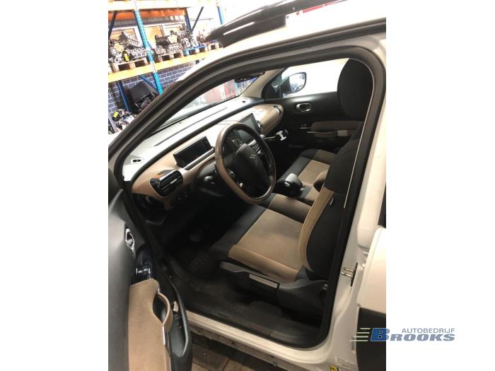 Citroen C4 Cactus 1.2 PureTech 82 12V Sloopvoertuig (2018, Wit, Blank)