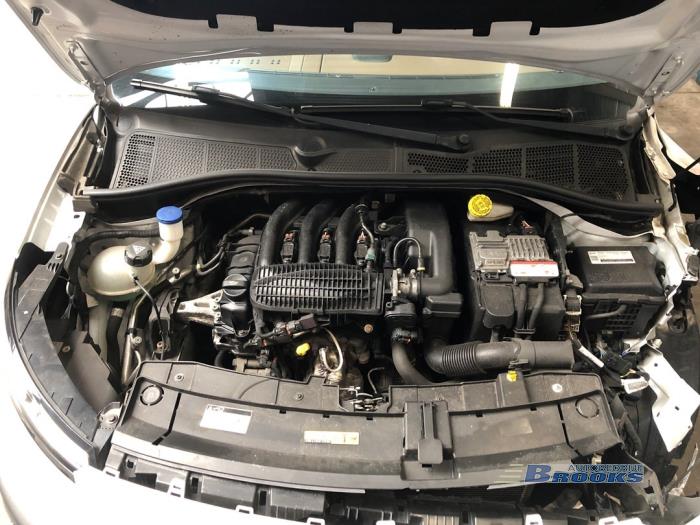 Citroen C4 Cactus 1.2 PureTech 82 12V Sloopvoertuig (2018, Wit, Blank)