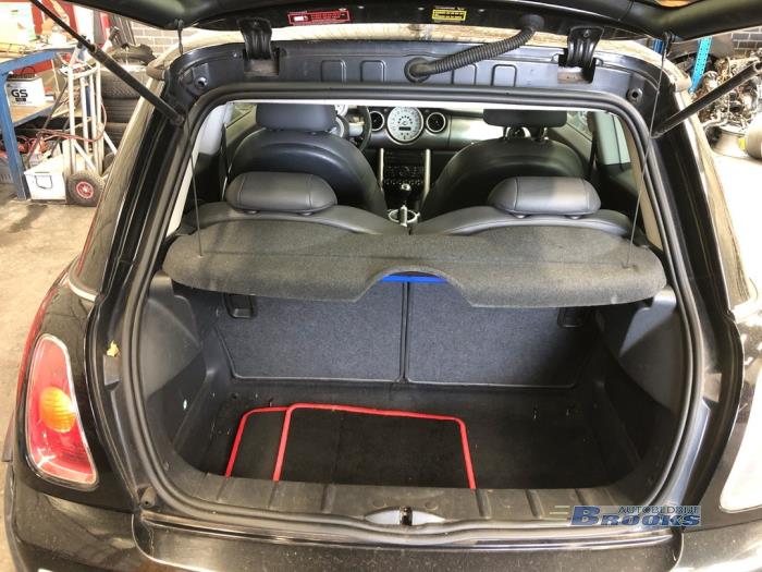 Mini Mini One/Cooper 1.6 16V Cooper Sloopvoertuig (2004, Zwart)