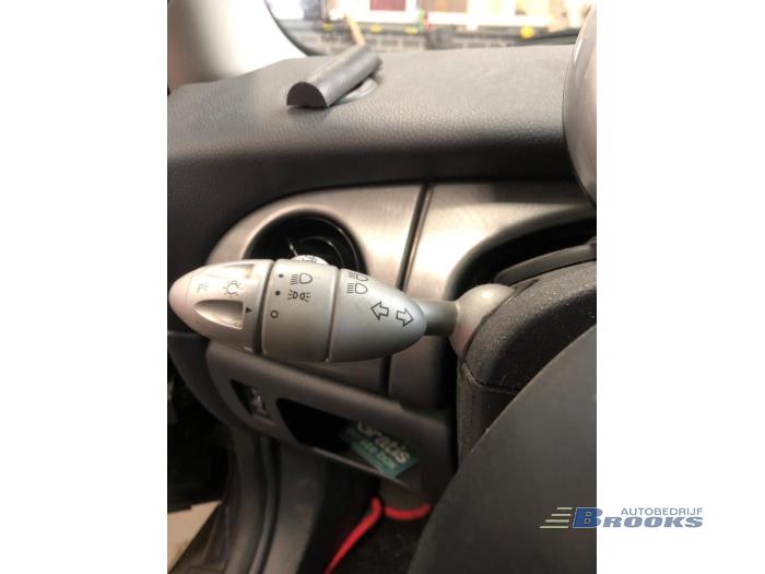 Mini Mini One/Cooper 1.6 16V Cooper Sloopvoertuig (2004, Zwart)