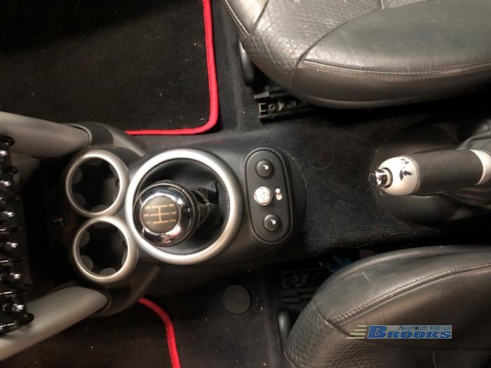 Mini Mini One/Cooper 1.6 16V Cooper Sloopvoertuig (2004, Zwart)