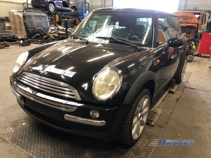 Mini Mini One/Cooper 1.6 16V Cooper Sloopvoertuig (2004, Zwart)