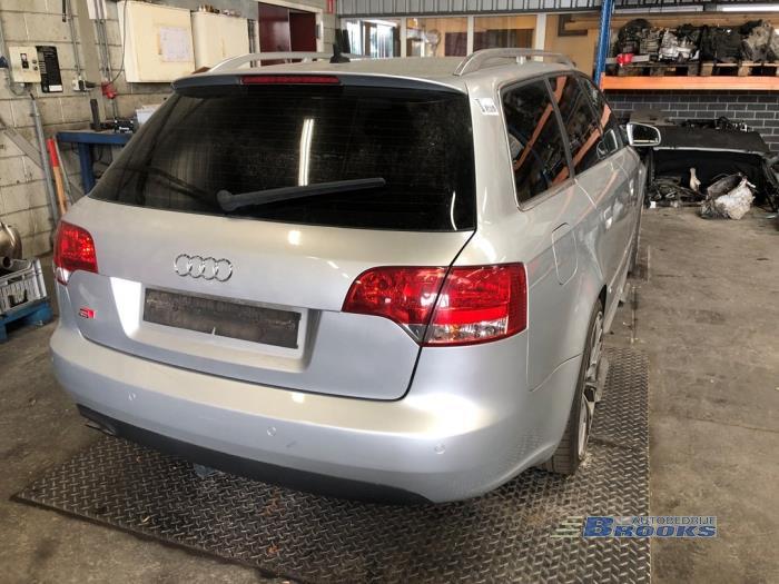 Audi A4 Avant 2.0 TDI Sloopvoertuig (2008, Grijs)