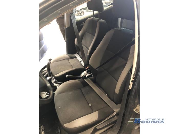 Peugeot 207 SW 1.4 16V Vti Sloopvoertuig (2008, Zilvergrijs, Moonmist)