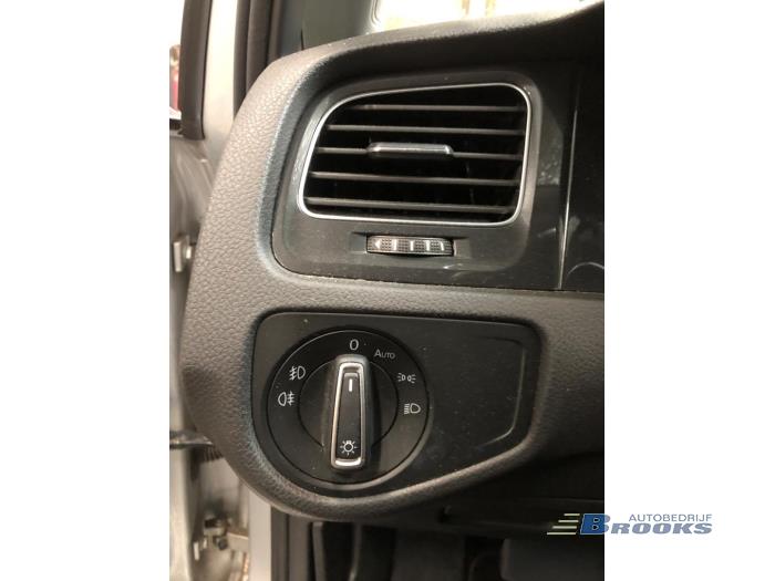 Volkswagen Golf VII 1.6 TDI BMT 16V Sloopvoertuig (2019, Grijs)