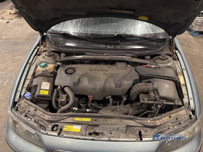 Volvo V70 2.4 D5 20V Sloopvoertuig (2002, Groen)