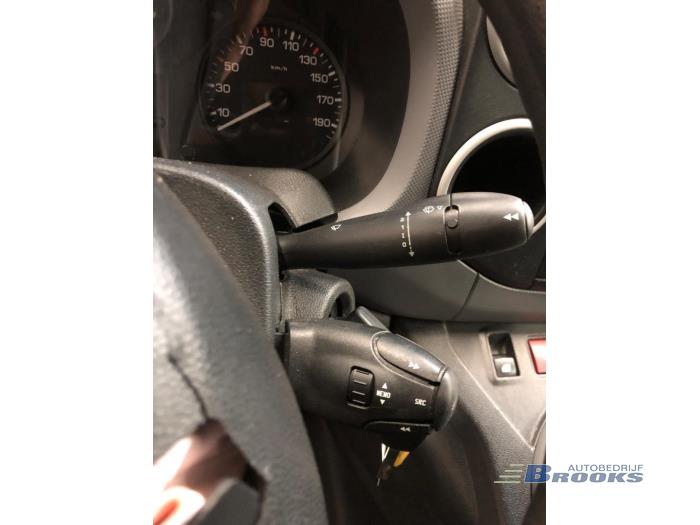 Citroen Berlingo 1.6 BlueHDI 100 Sloopvoertuig (2017, Graniet, Wit, Blank)