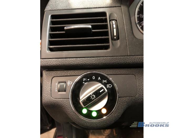 Mercedes C Estate 1.6 C-180K 16V BlueEfficiency Sloopvoertuig (2009, Blauw)