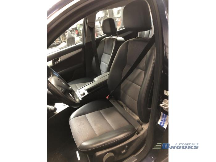 Mercedes C Estate 1.6 C-180K 16V BlueEfficiency Sloopvoertuig (2009, Blauw)