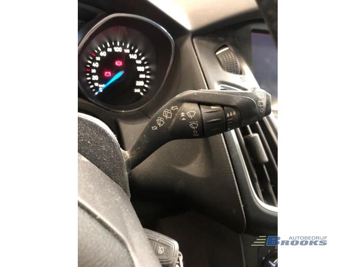 Ford Focus 3 Wagon 1.0 Ti-VCT EcoBoost 12V 125 Sloopvoertuig (2015, Grijs)